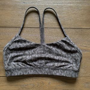 Lululemon Flow Y Nulu Bra